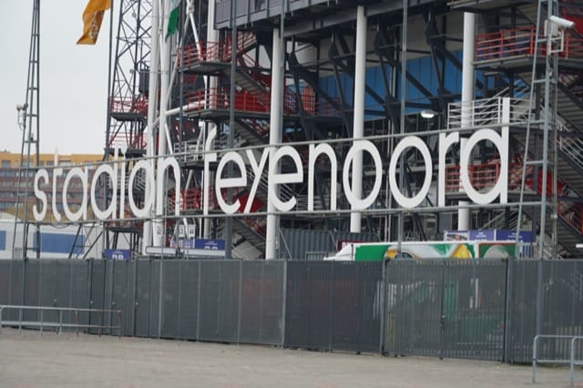 'Spel officieel op de wagen: Liverpool dient openingsbod in bij Feyenoord'