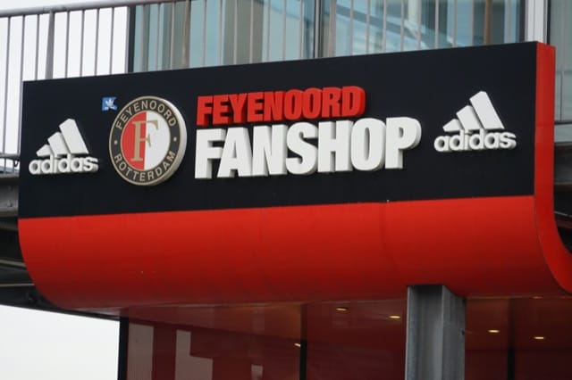 Feyenoord-talent Milambo klaar voor duel met Steijn: 